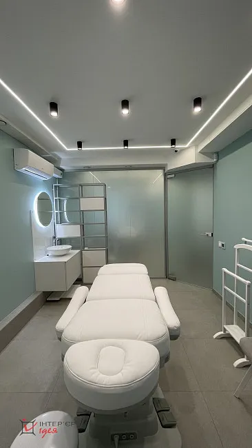 Салон краси &quot;EIS&quot; площею 60 м²
