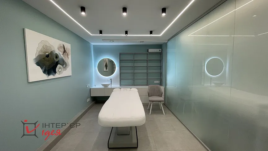 Салон краси &quot;EIS&quot; площею 60 м²